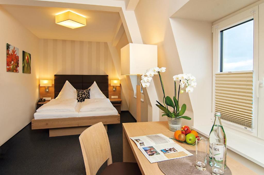 Hotel Der Loewen Hagnau am Bodensee Chambre photo
